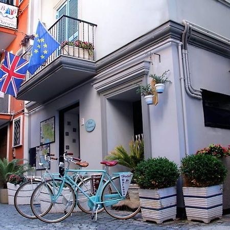 B&B Darsena Pozzuoli Exteriör bild