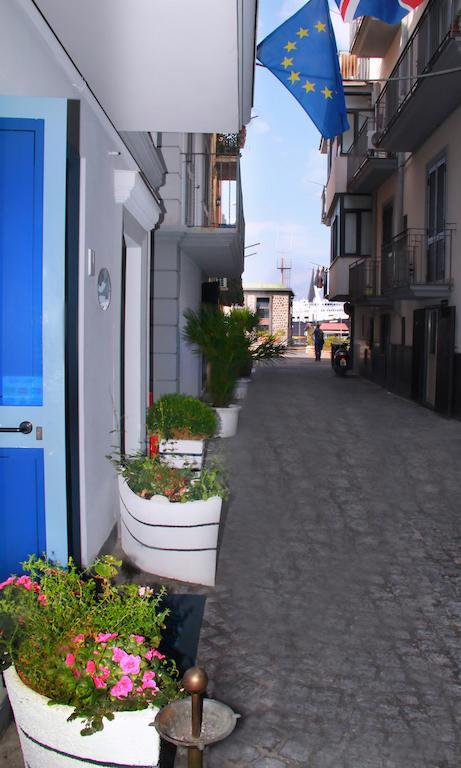 B&B Darsena Pozzuoli Exteriör bild